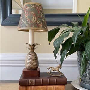 Brass Pineapple Table Lamp